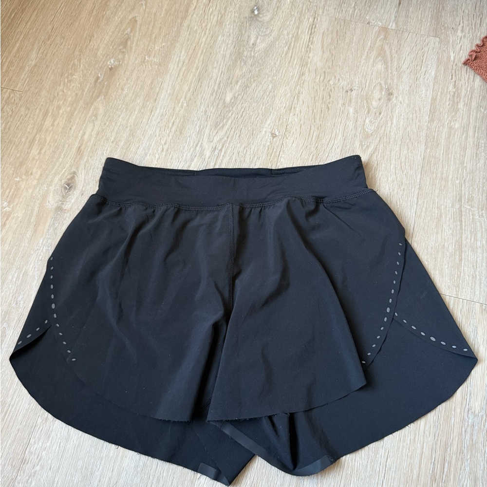 Lululemon Shorts Size 6
